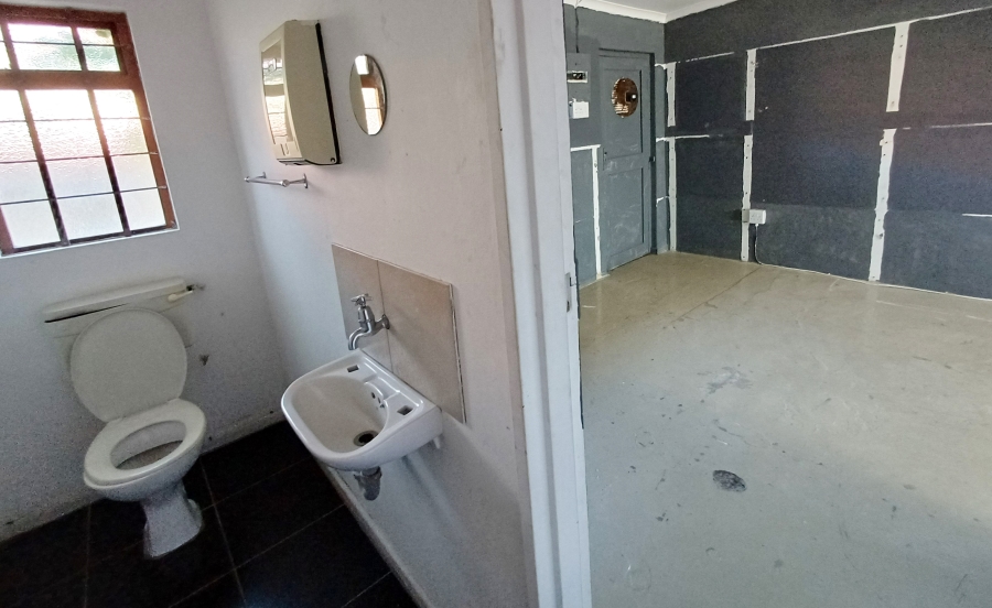 Commercial Property for Sale in Kleinmond Western Cape